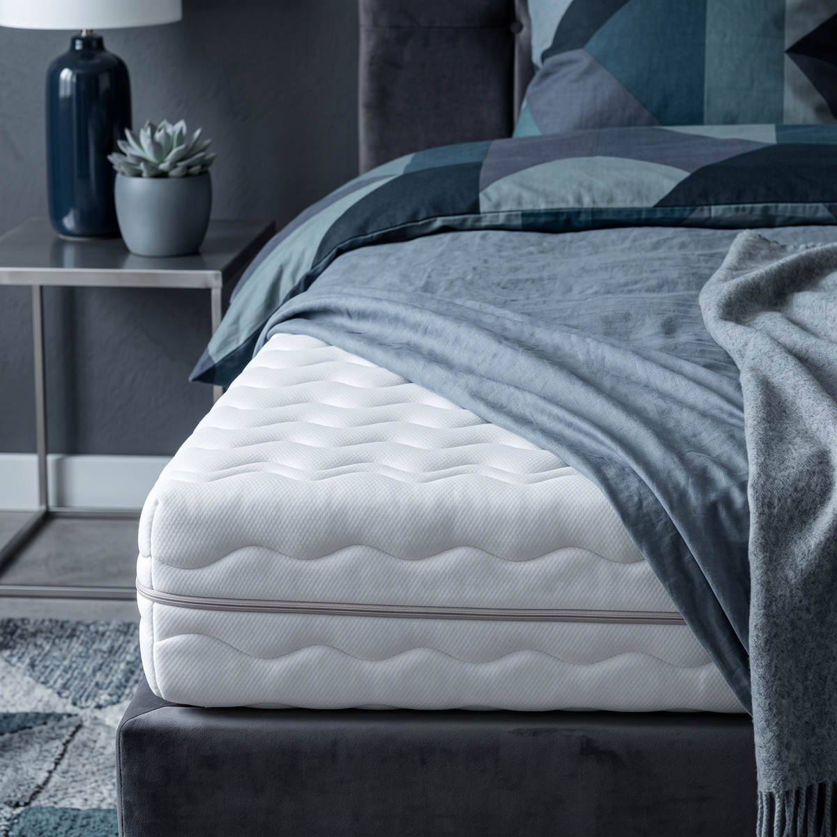 Softly Pocket Spring Mattress H3/H4 90x200, 140x200 and 180x200 – in a room setting