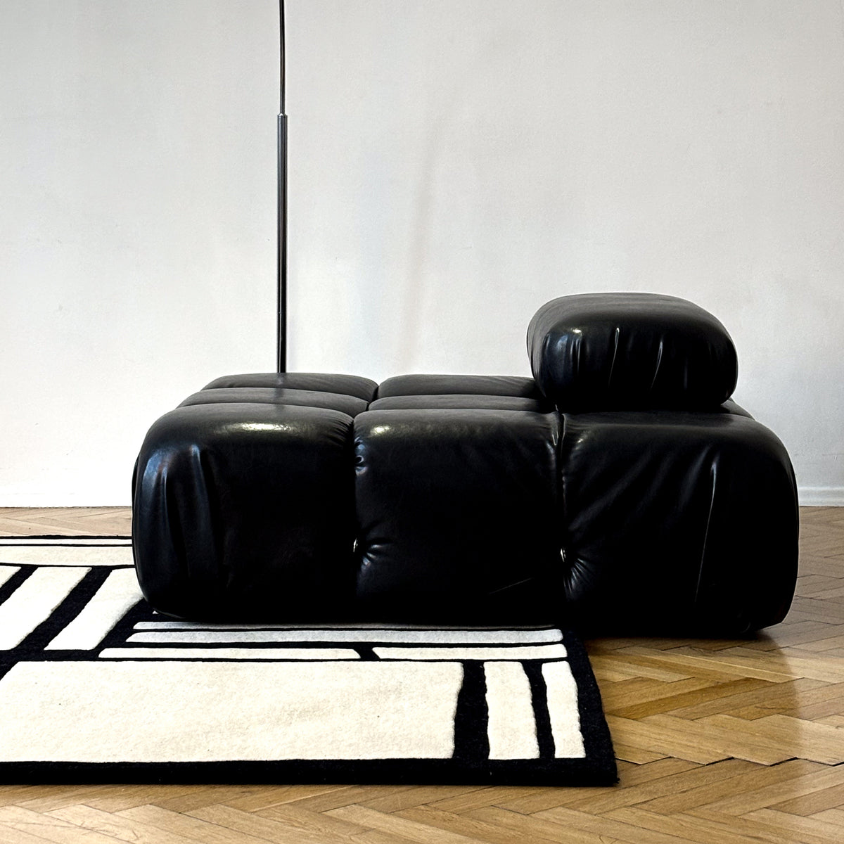 Tapis Sokkelo à motif graphique anguleux de style classique - photo 4