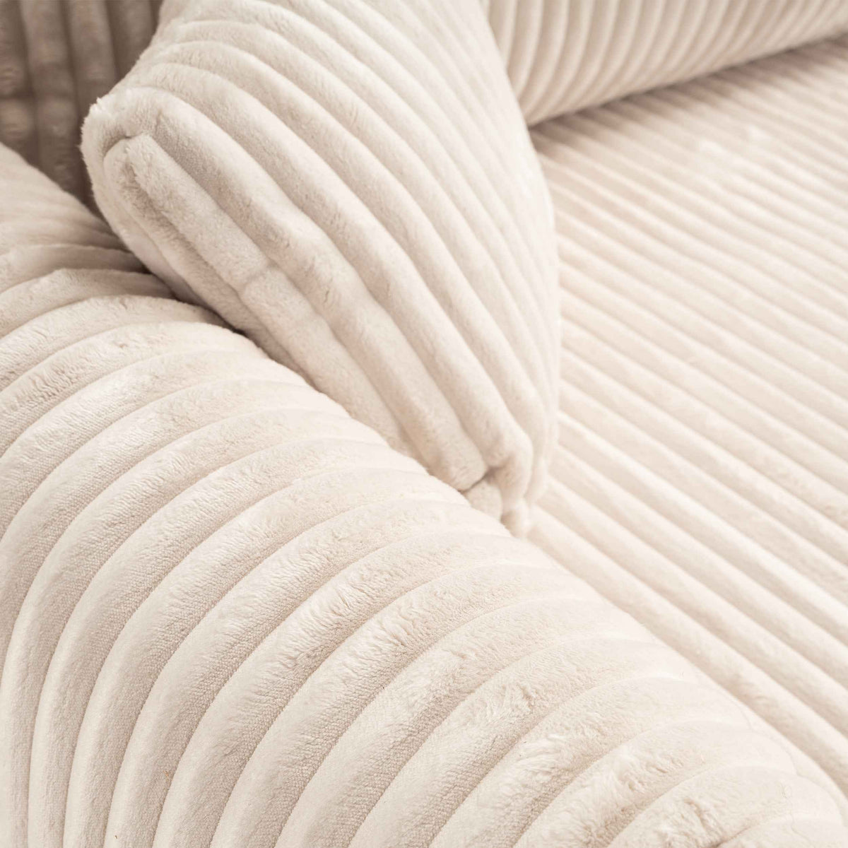 Alloro 3 Seater Sofa Bed 145x200 with Storage, Modern Style – close-up of details and texture