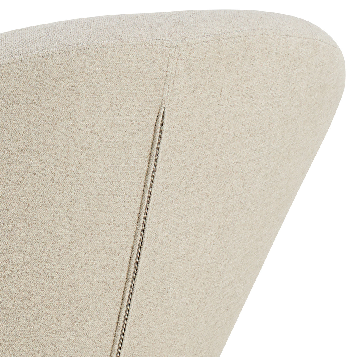 Otulo Armchair with Contoured Backrest, Modern Style – close-up of details and texture