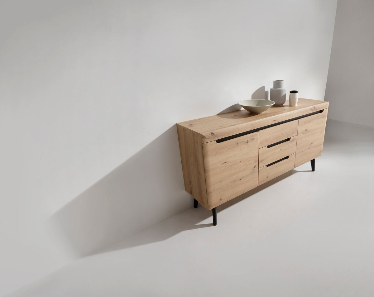 Komoda Trava z szufladami i szafkami 160x83 w stylu skandynawskim – widok pod kątem