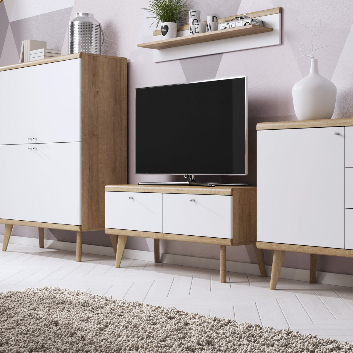 Szafka RTV Lato pod telewizor 107x50 w stylu skandynawskim – w aranżacji wnętrza