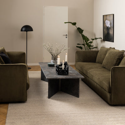 Stolik kawowy Plaris 140x42 w stylu eleganckim – w aranżacji wnętrza