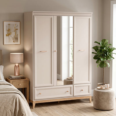 Armoire Serena avec miroir 136x193 à 3 portes, de style modern classic - dans l'aménagement intérieur