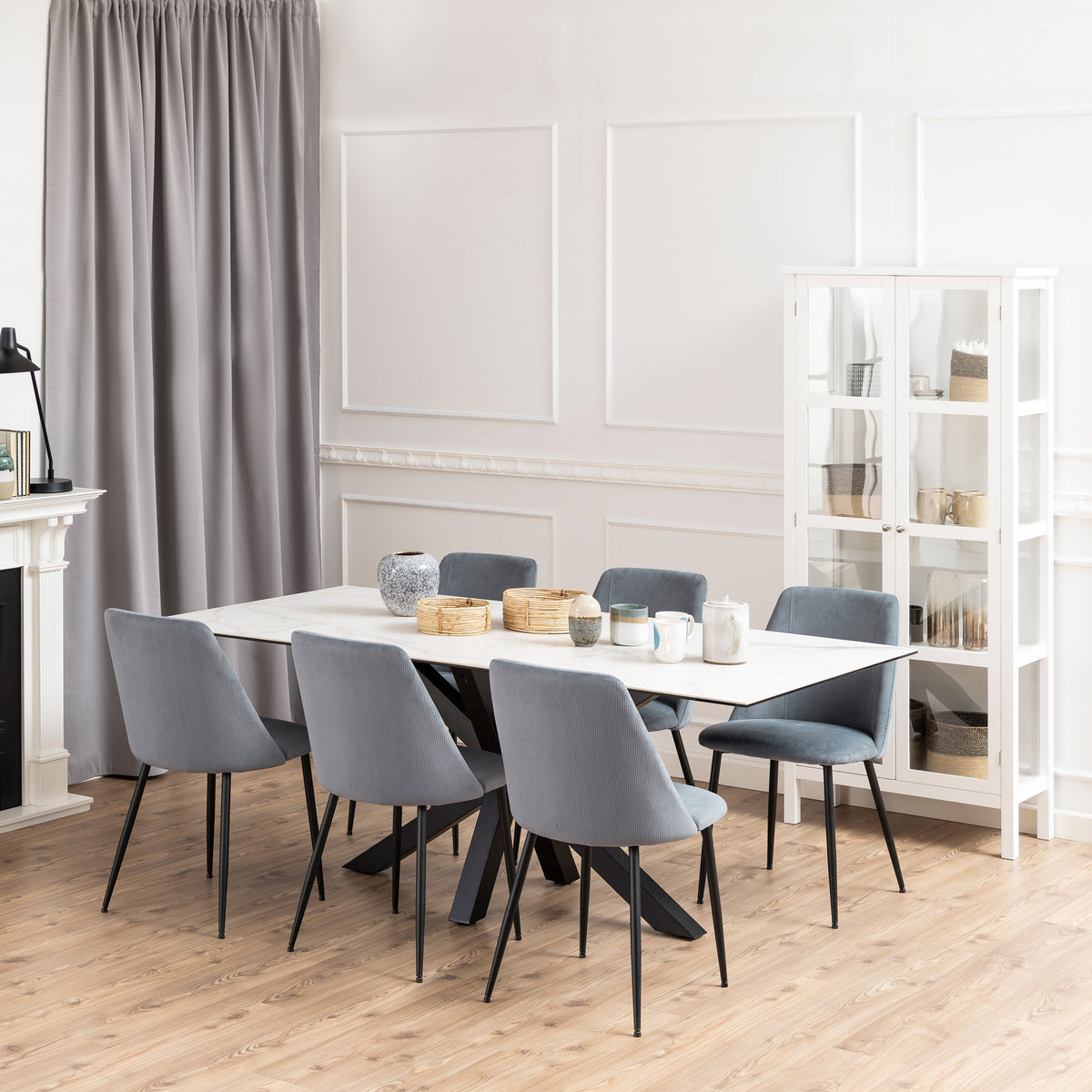 Oryss Dining Table 200x76 cm, Modern Style – in a room setting