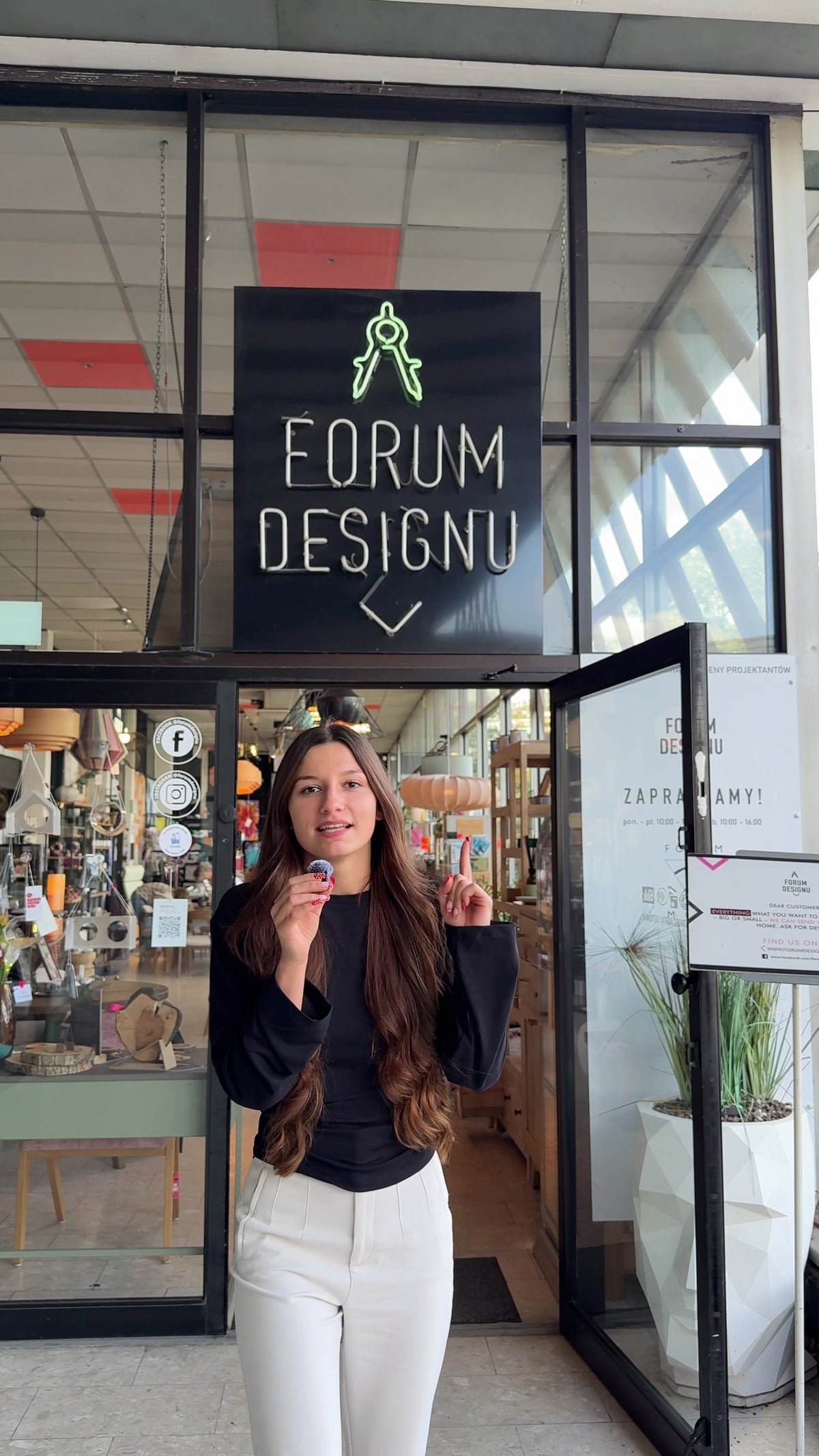 Load video: Design Forum x Pillovely