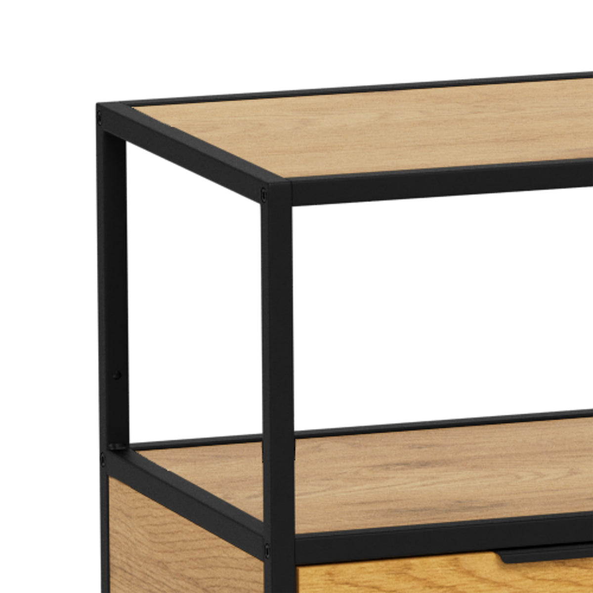 Étagère basse Skeleto 114 x 78, chêne sauvage – gros plan sur l'angle entre le cadre en acier et le plateau au décor chêne