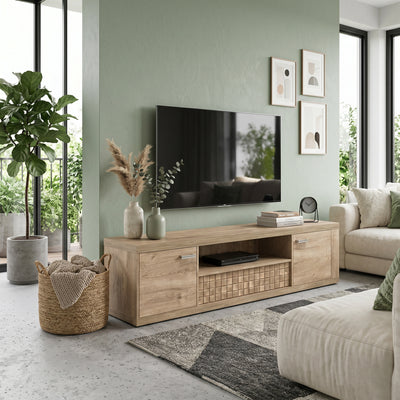 Meuble TV Korin 196x51 dans un salon avec mur vert et grandes fenêtres – long meuble TV pour le salon