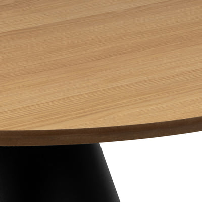 Okrągły stolik kawowy Talin o średnicy 65 cm w stylu soft loft – zbliżenie na detale i fakturę