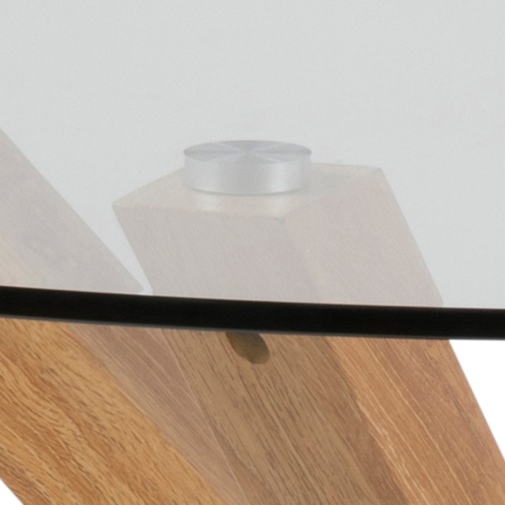Stela Round Glass Dining Table 119x76 cm, Modern Style – close-up of details and texture