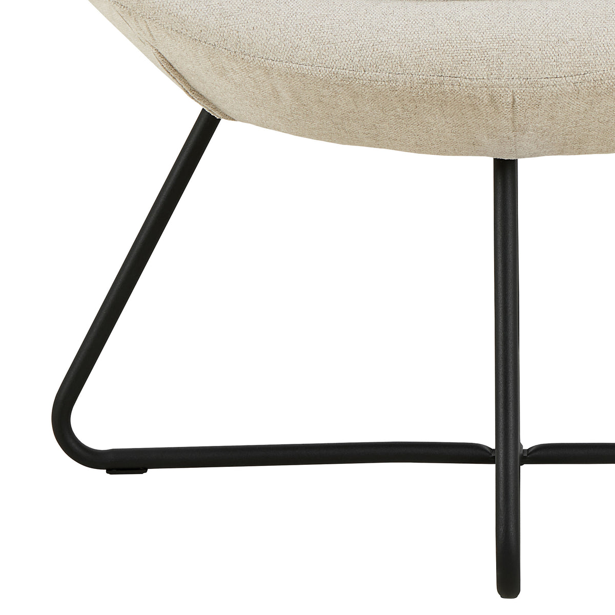 Otulo Armchair with Contoured Backrest, Modern Style – close-up of details and texture