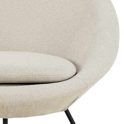 Otulo Armchair with Contoured Backrest, Modern Style – close-up of details and texture