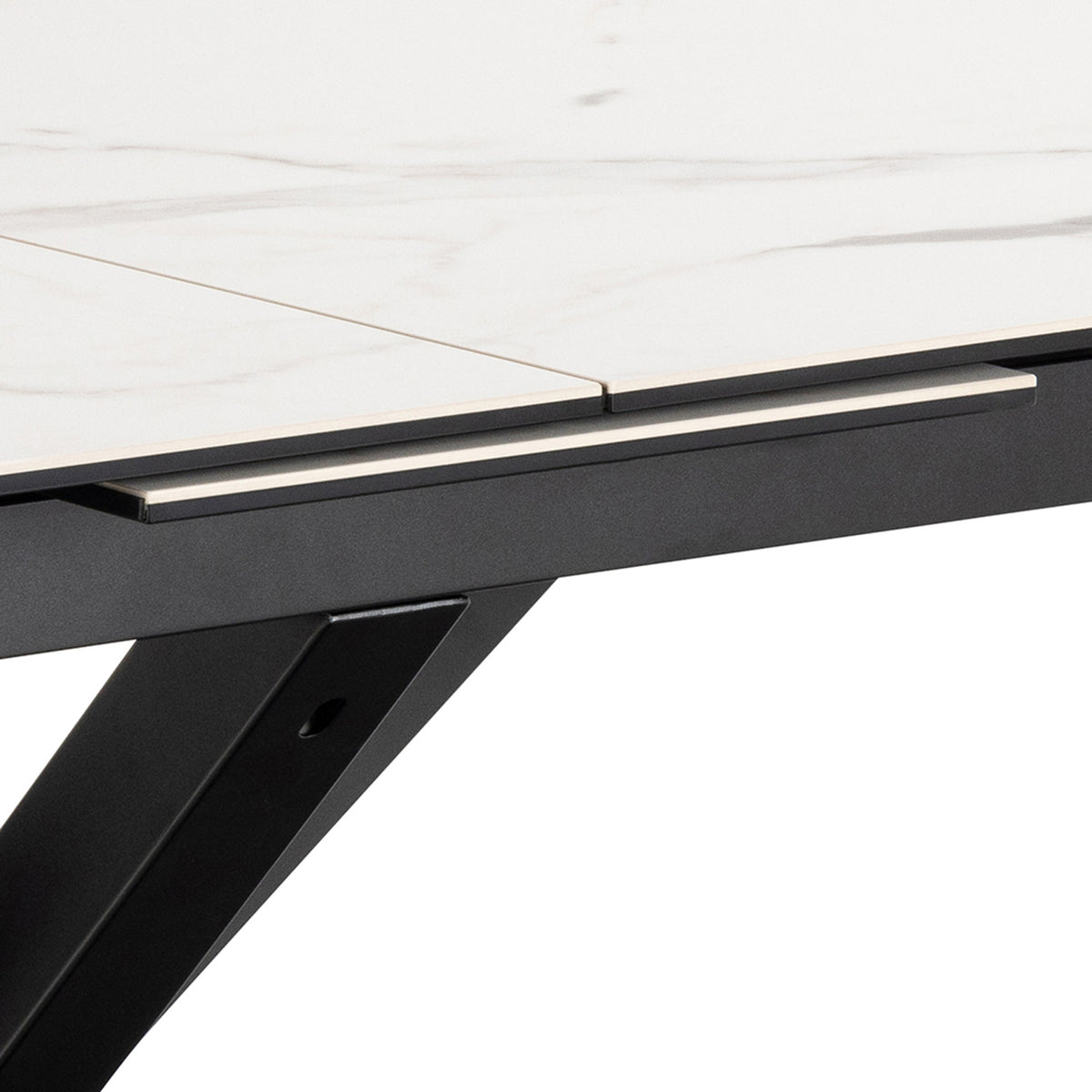 Lorrins Extendable Dining Table 168–210x76 cm, Modern Style – close-up of details and texture